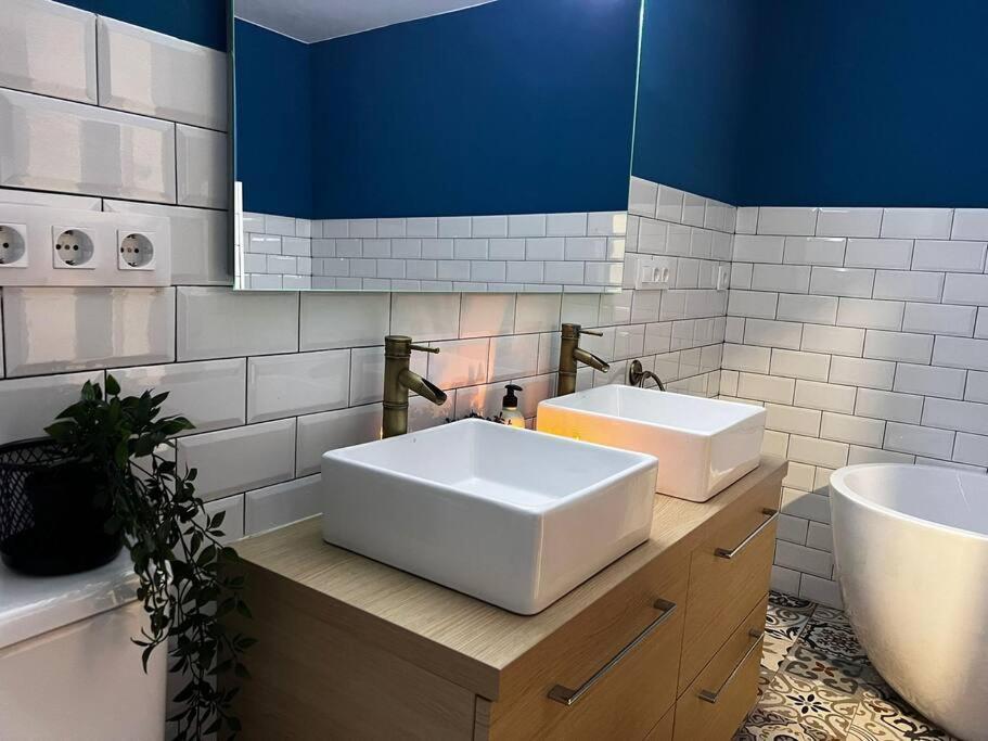 Ferienwohnung Amplio Piso A 400M De La Playa Gijón Exterior foto