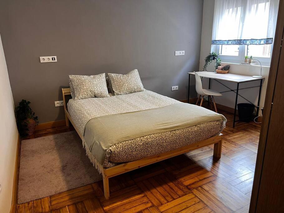 Ferienwohnung Amplio Piso A 400M De La Playa Gijón Exterior foto