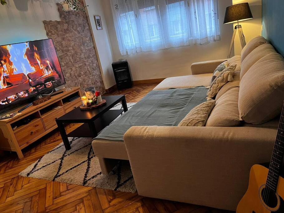 Ferienwohnung Amplio Piso A 400M De La Playa Gijón Exterior foto